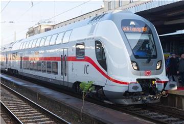 Der Intercity ab Bremerhaven soll unter dem Namen „Wesermündung“ nach Köln rollen.