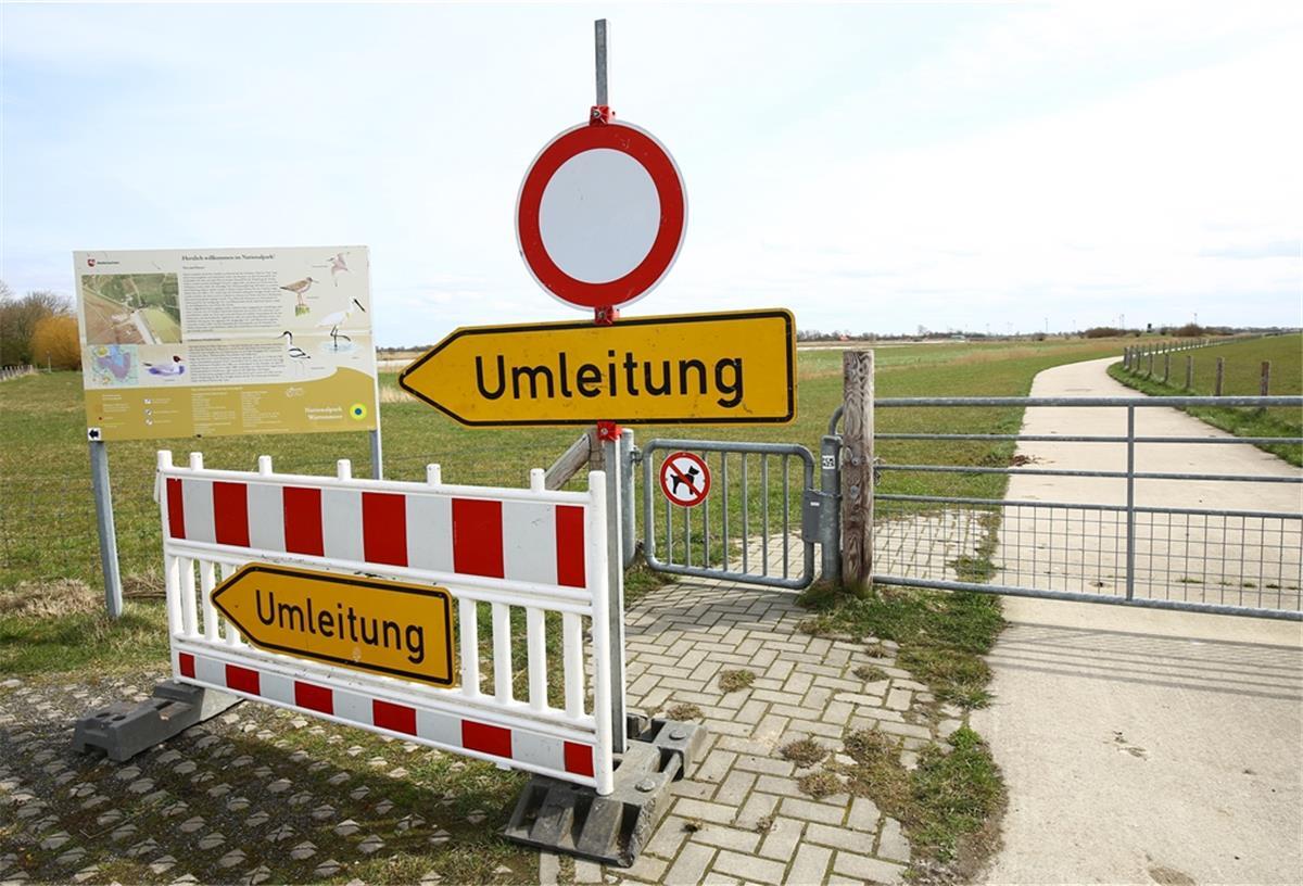 Jade-Radweg bei Beckmannsfeld bleibt gesperrt Der Jade-Radweg ist dieses Jahr wieder zeitweise wegen Bauarbeiten zwischen Beckmannsfeld und Augustgroden gesperrt.