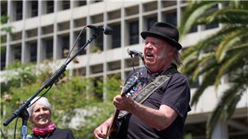 Der kanadische Sänger Neil Young. (Archivbild)