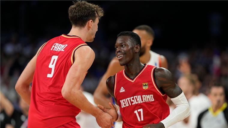 Basketballer bei EM ohne NBA-Meister Hartenstein Der Kern des Teams: Wagner und Schröder.