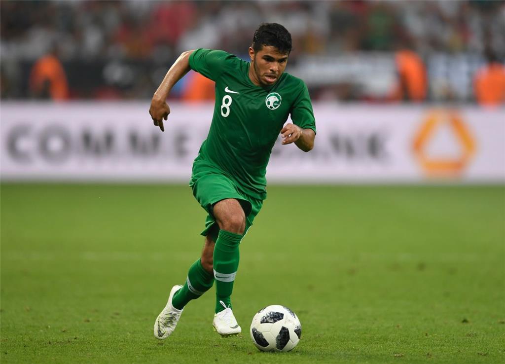 DER KLEINSTE SPIELER: Sicher kein Kopfballungeheuer ist hingegen Saudi-Arabiens Jahja Al-Schehri. Der Mittelfeldspieler vom spanischen Erstligisten CD Leganes ist 1,64 Meter groß und damit der kleinste Spieler der Weltmeisterschaft in Russland. Foto: Becker/dpa