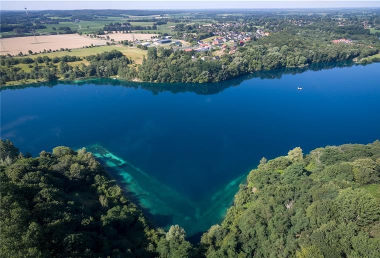Badesaison startet: Wasserqualität im Cuxland ist überwiegend gut Der Kreidesee in Hemmoor.