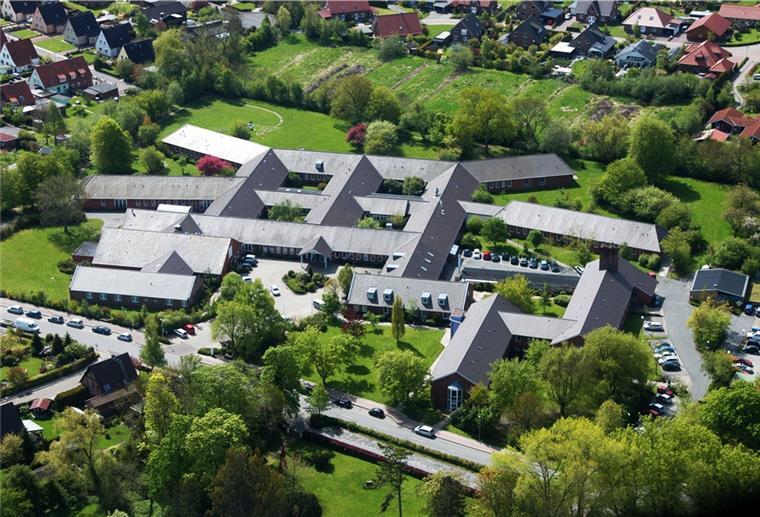 MLK-Aktivisten wittern Morgenluft Das ehemalige Kreiskrankenhaus in Otterndorf