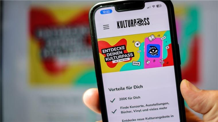 Bleibt der Kulturpass? Grüne fordern Fortführung Der Kulturpass war vor zwei Jahren für junge Leute des Jahrgangs 2005 mit 200 Euro gestartet. (Archivbild)