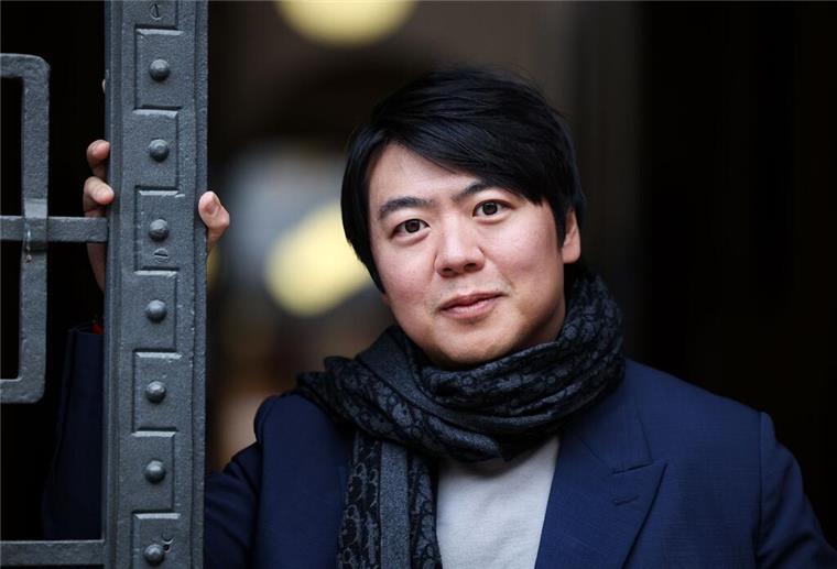 Hollywood-Stern für Starpianist Lang Lang Der „Leonardo Da Vinci des Klaviers“, Pianist Lang Lang wird auf dem Walk of Fame verewigt.