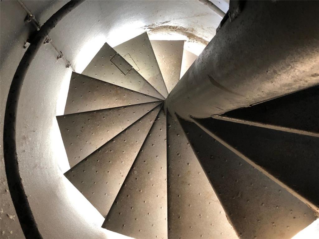 Der Leuchtturm von Andreas Wunderlich aus Nordholz von Innen. Foto: Wunderlich