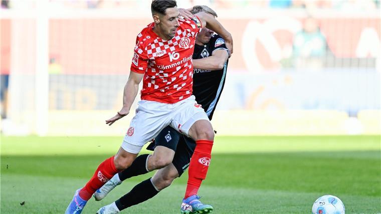 Mainz schiebt Frust: kein guter Saisonstart Der Mainzer Dominik Kohr ist nicht zufrieden mit der Punkteausbeute nach drei Bundesliga-Spieltagen.