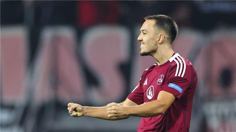 Klose jubelt weiter: Rasantes Nürnberger 8:3 gegen den Jahn Der Mann des Abends: Julian Justvan trifft dreimal.