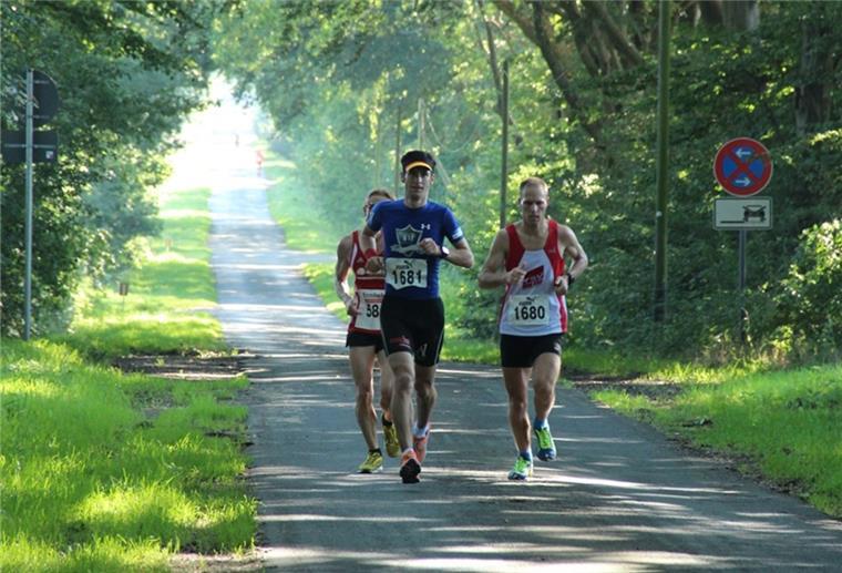Wellen: Diesen Kult-Marathon sollte man nicht verpassen Der Marathon in Wellen ist auch wegen seiner idyllischen Streckenführung so beliebt.