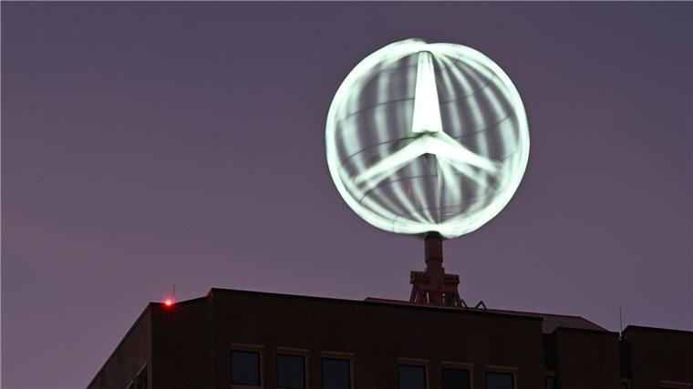 Autobauer kämpfen mit China-Flaute und Trump-Zöllen Der Mercedes-Gewinn ist im ersten Quartal weiter abgesackt. (Archivbild)