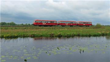Der Moorexpress ist im Teufelsmoor entgleist. Mit 70 Senioren an Bord.