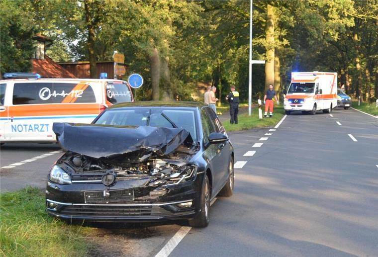 Der Motorradfahrer wurde bei dem Unfall so schwer verletzt, dass er noch an der Unfallstelle verstarb.