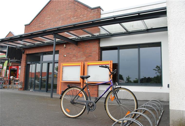 Einkaufspark in Spaden: Netto-Filiale plötzlich geschlossen Der Netto-Markt im Einkaufspark Spaden ist geschlossen. Viele Bürger sind enttäuscht. Foto Schoener