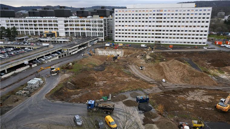 Spatenstich für Neubau der Universitätsmedizin Göttingen Der Neubau soll direkt neben der alten Klinik errichtet werden.