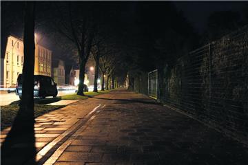 Der neue  Beleuchtungsvertrag der Stadt beinhaltet, dass auch dunkle Straßenzüge nach und nach mit zusätzlichen Leuchten ausgestattet werden sollen.