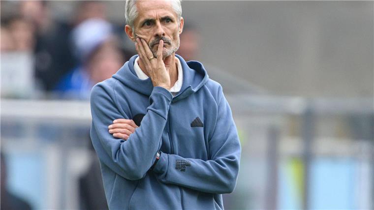 1:0 gegen Schalke: Hannover überzeugt nach Derby-Pleite Der neue Schalke-Trainer Kees van Wonderen.