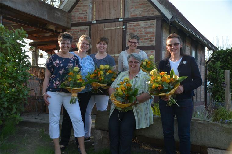 Cuxland: Neues Führungsteam für die Landfrauen Wesermünde Der neue Vorstand der Landfrauen Wesermünde: Agnes Dahl (von links), Susanne Garbede, Nicole Bremer, Simone Gerdes, Bärbel Schmedes und die neue Vorsitzende Heike Bahr.