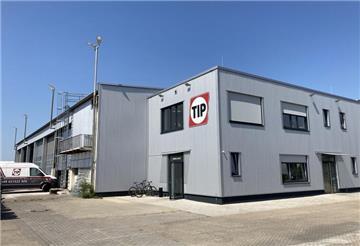 Gebäude des Nutzfahrzeugvermieters und Serviceanbieters TIP in Bremen