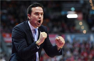 Der Österreicher Raoul Korner hat aus dem nächsten Eisbären-Gegner medi Bayreuth ein Topteam in der Basketball-Bundesliga geformt. Foto Hoppe/dpa