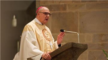 Der Osnabrücker Bischof Dominicus Meier spricht den Christinnen und Christen zu Ostern Mut zu. (Archivbild)