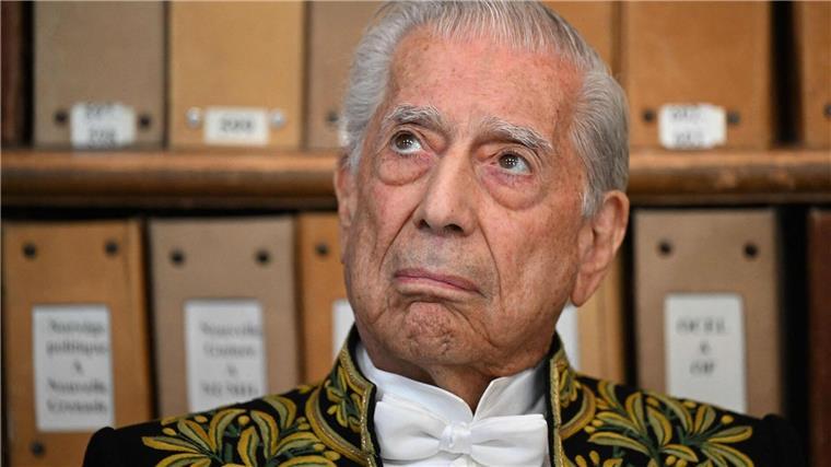 Große Stimme Lateinamerikas - Mario Vargas Llosa gestorben Der peruanische Schriftsteller und Literaturnobelpreisträger Mario Vargas Llosa ist tot. (Archivbild)