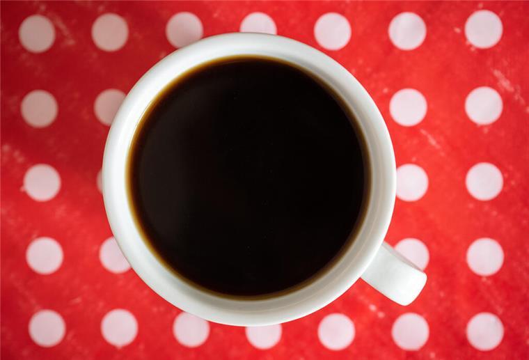 Tchibo verklagt Aldi Süd: Preiskampf um Kaffee eskaliert Der Preiskampf um Kaffee eskaliert: Tchibo hat Aldi Süd vor Gericht gebracht und wirft dem Discounter unfaire Preismethoden vor.