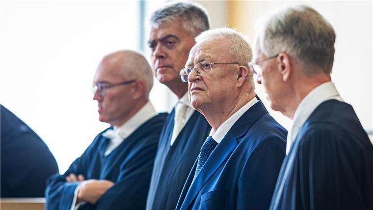 Dieselprozess gegen Winterkorn vorerst gestoppt Der Prozess gegen Ex-Volkswagenchef Winterkorn ist vorläufig gestoppt. (Archivbild)