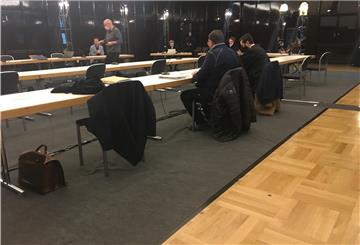 Der Prozess wegen massenhaften Sozialbetrugs gegen Selim Öztürk ist inzwischen in den Bremer Konzertsaal „Glocke“ verlegt worden. 