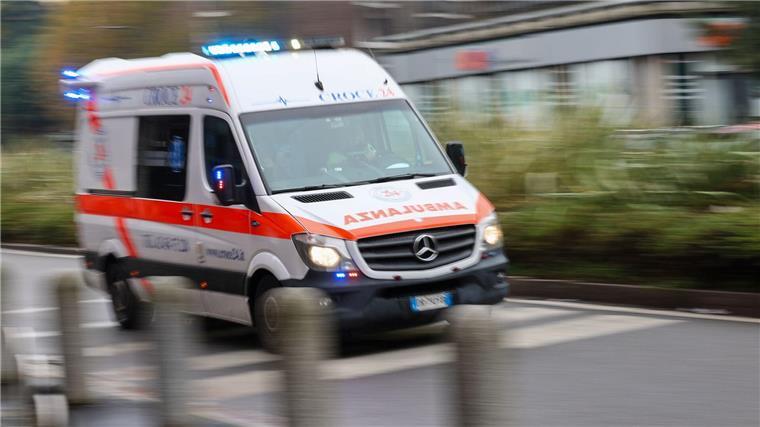 Radrennfahrer stirbt einen Monat nach Zusammenbruch Der Radrennfahrer Kevin Bonaldo ist einige Wochen nach einem Zusammenbruch gestorben.