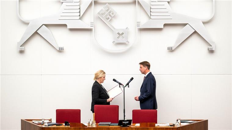 Fischer-Lescano neuer Richter am Bremer Staatsgerichtshof Der Rechtswissenschaftler Andreas Fischer-Lescano ist neuer Verfassungsrichter am Bremer Staatsgerichtshof.