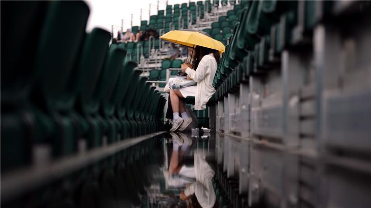Im verregneten London: Krawietz/Pütz siegen auf großem Court Der Regen bringt in Wimbledon den Spielplan durcheinander.