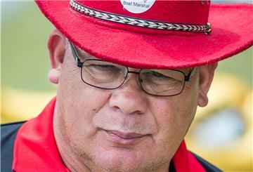 Der rote Cowboyhut ist das Markenzeichen von Saed Abdalla.