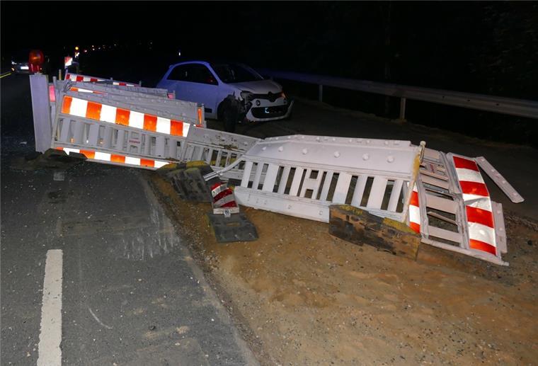 Hemmoor: Sekundenschlaf führt zum Unfall Der Sachschaden liegt bei einigen tausend Euro.