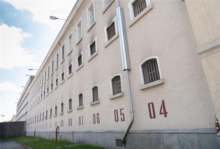 Ochsenknecht beklagt Hygiene und Essen in Gefängnissen Der Schauspieler kritisiert die Zustände in der Justizvollzugsanstalt München-Stadelheim.