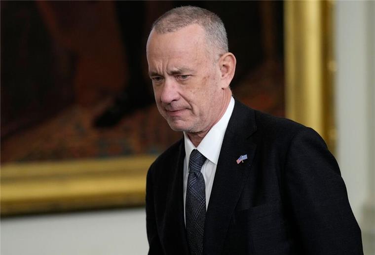 Tom Hanks: Würde Toiletten putzen für eine Reise zum Mond Der Schauspieler Tom Hanks würde gern zum Mond fliegen.
