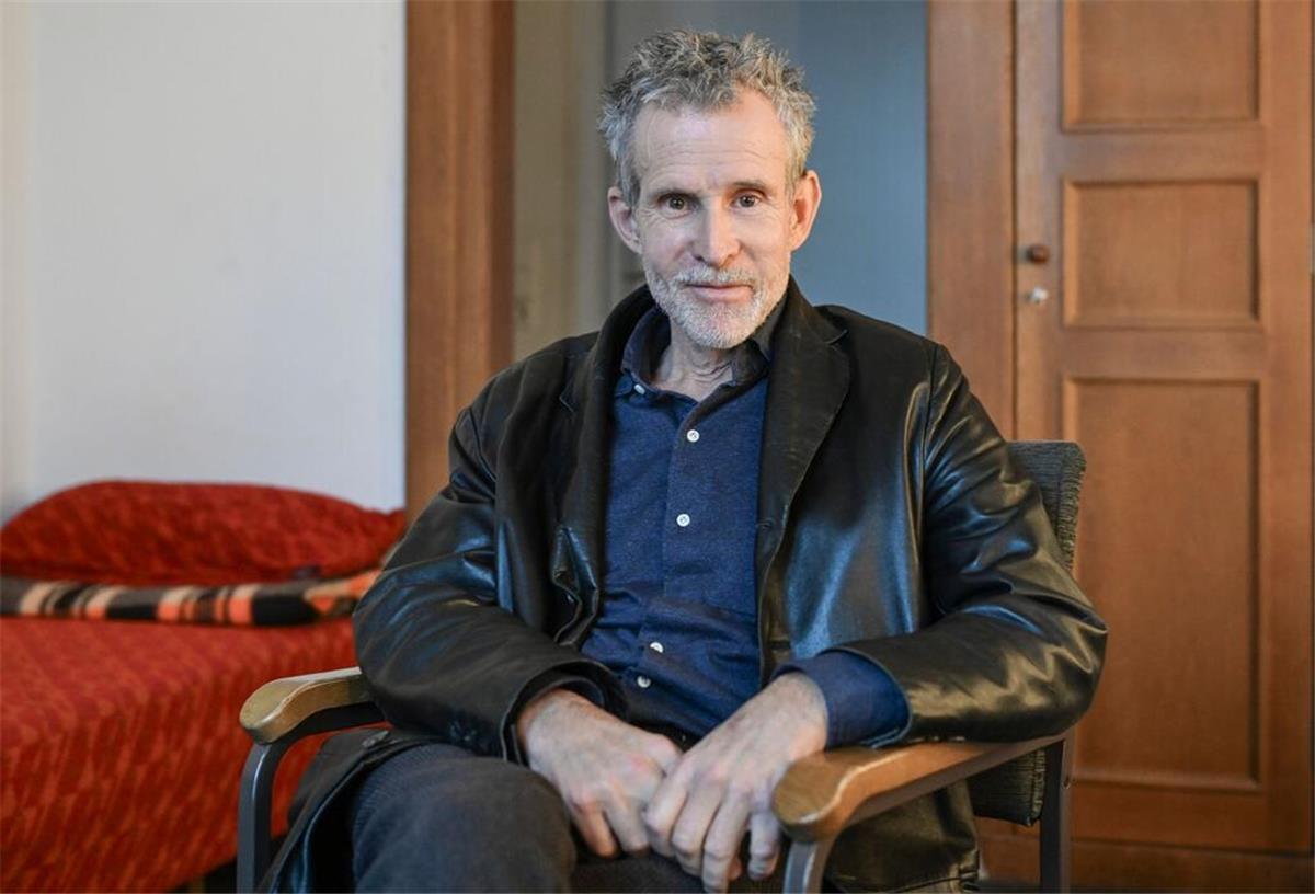 Ulrich Matthes: Zu Weihnachten gehört ein Maccheroni-Auflauf Der Schauspieler Ulrich Matthes erzählt von Weihnachten in seiner Kindheit.