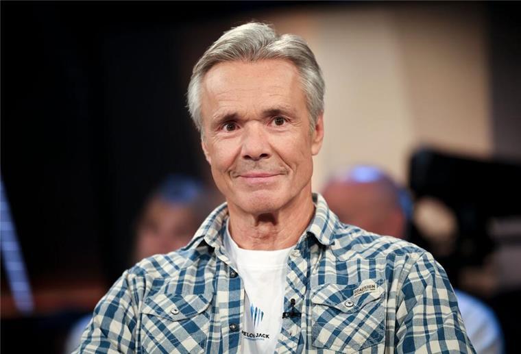 Hannes Jaenicke will bei AfD-Regierung Deutschland verlassen Der Schauspieler würde eher seinen deutschen als seinen amerikanischen Pass abgeben. (Archivbild)