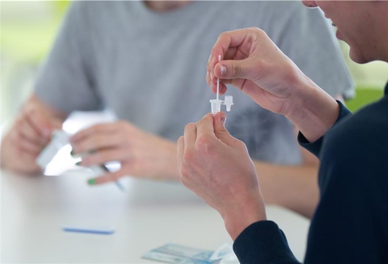 Bremer Senat: Neue Quarantäne-Regeln für Schüler Der Senat hat Änderungen der Bremer Corona-Verordnung beschlossen. Es gibt neue Regeln für Schüler.