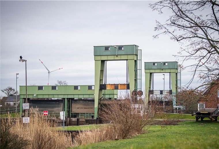 Senatorin arbeitet an Solardach-Pflicht Tidesperrwerk