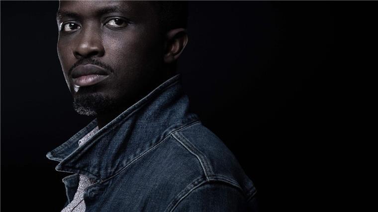 Mohamed Mbougar Sarr erhält Internationalen Literaturpreis Der senegalesische Schriftsteller Mohamed Mbougar Sarr.