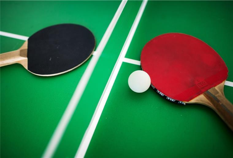 Tischtennis für
Schüler und Jugendliche Der Sportverein Nordenham hat noch freie Plätze für Schüler und Jugendliche, die Tischtennis spielen möchten.