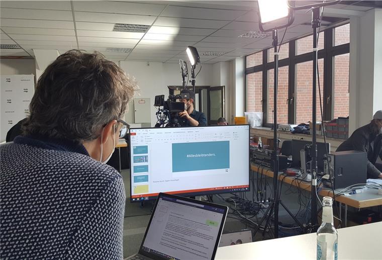 Bremerhaven: Frosta bleibt trotz Krise erfolgreich Der technische Aufwand, die Hauptversammlung mithilfe eines Kamerateams online zu bringen, war für Frosta eine Herausforderung. Das Team um den Vorstandsvorsitzenden Felix Ahlers meisterte aber nicht nur diese. Zu verkünden gab es viel Positives.
