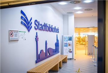 Der Theodor-Heuss-Platz mit Stadtbibliothek und Hochschule könnte Mittelpunkt eines Wissenquartiers werden.