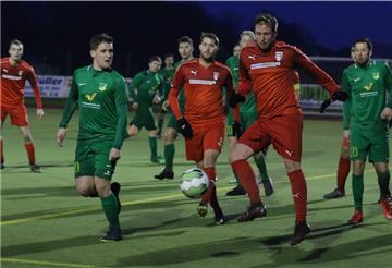Der TSV Abbehausen (auf dem Bild die erste Herrenmannschaft in den grünen Trikots) ist nach Mitgliederstärke der 13. größte Verein im Fußballkreis Jade-Weser-Hunte.