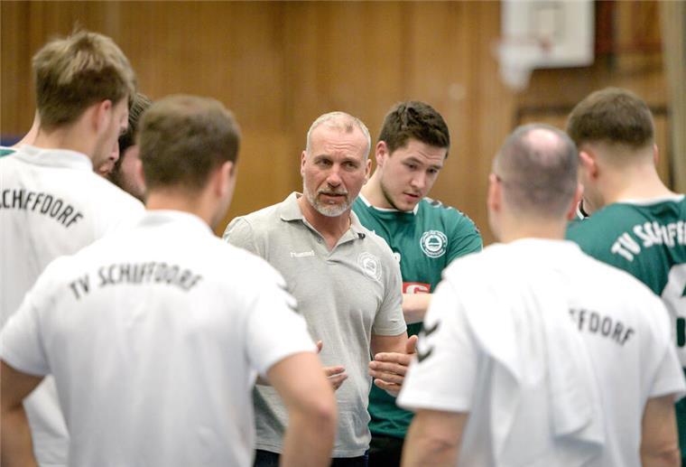 27:32-Niederlage wirft den TV Schiffdorf nicht um TV Schiffdorf-Trainer Michael Bollhöfer