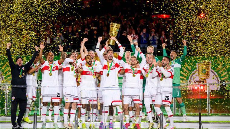 Der VfB Stuttgart hat den Pokal zuletzt gewonnen.