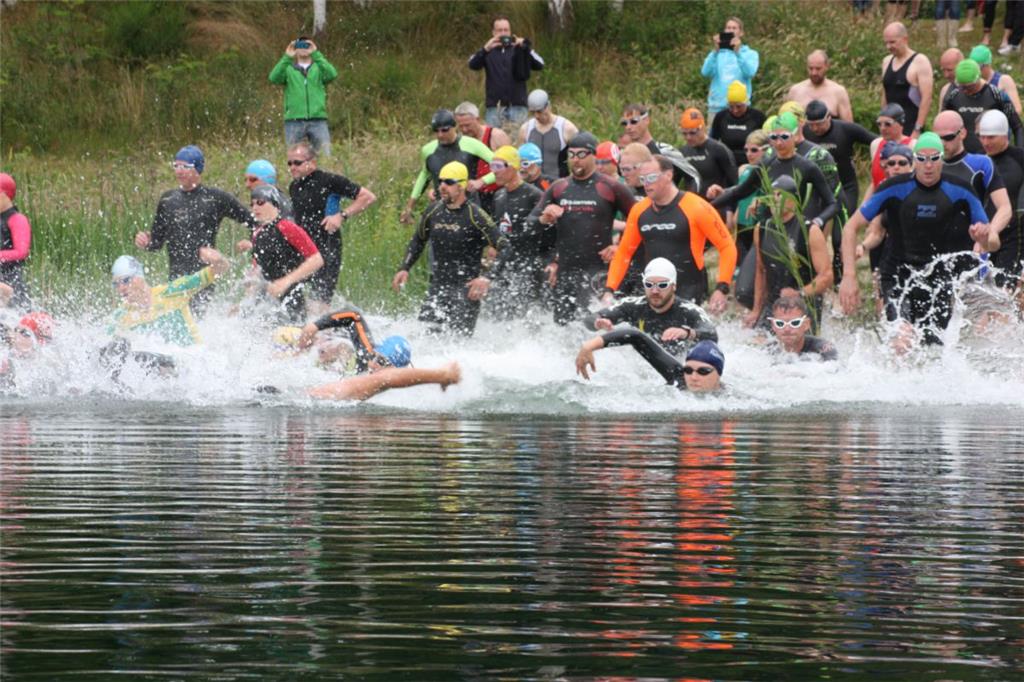Der Volkstriathlon des TSV Uthlede startet um 11 Uhr am Grienenberg-See. Rund 85...