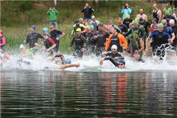 Der Volkstriathlon des TSV Uthlede startet um 11 Uhr am Grienenberg-See. Rund 85...