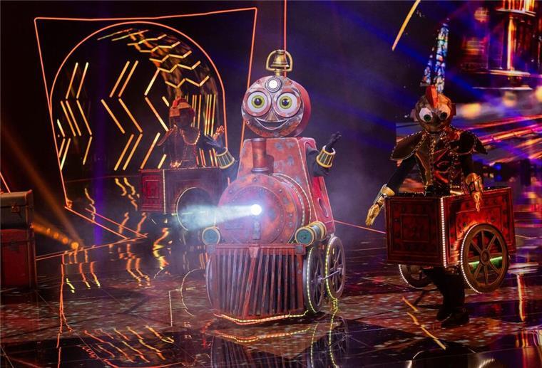 Die Lok sieht Schwarz: Zwei Enttarnungen bei „Masked Singer“ Der Weg der Lokomotive führte sie nicht ins Finale. (Archivbild)