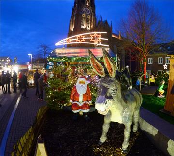 Der Weihnachtsmarkt Bremerhaven eröffnet dieses Jahr schon sechs Tage vor Totensonntag. 